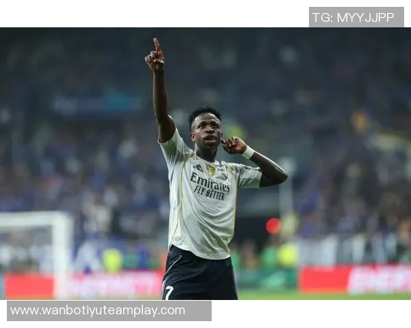 皇马再度发力姆巴佩精彩助攻维尼修斯射门遭扑救 皇马再度发力姆巴佩精彩助攻维尼修斯射门遭扑救