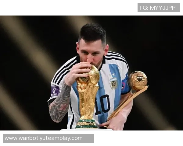 阿根廷足球传奇巴蒂与肯佩斯同框共庆世界杯抽签盛典