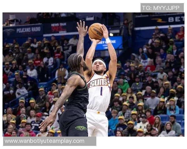 布克上半场表现全面贡献13分5篮板4助攻2抢断次节火力全开再添10分